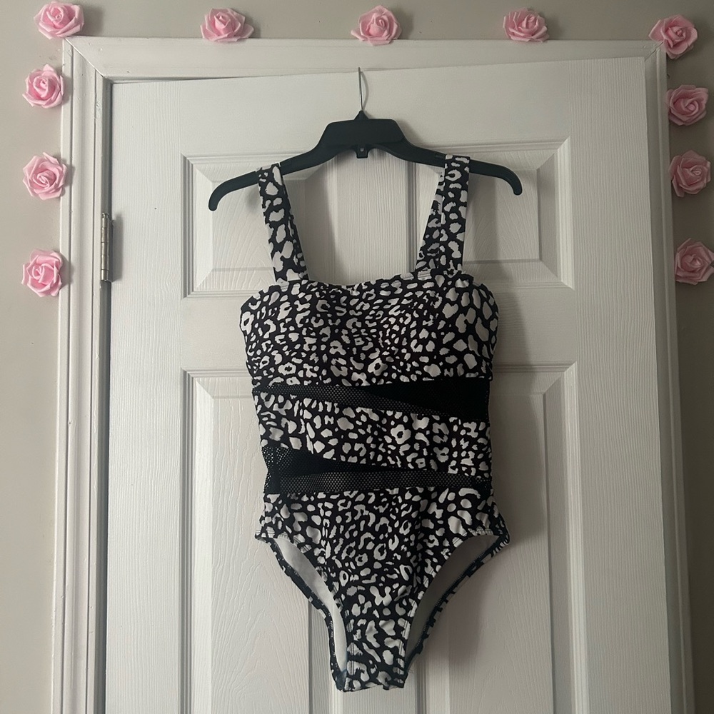 Carmen Marc Valvo Black and White Patterned Swimsuit